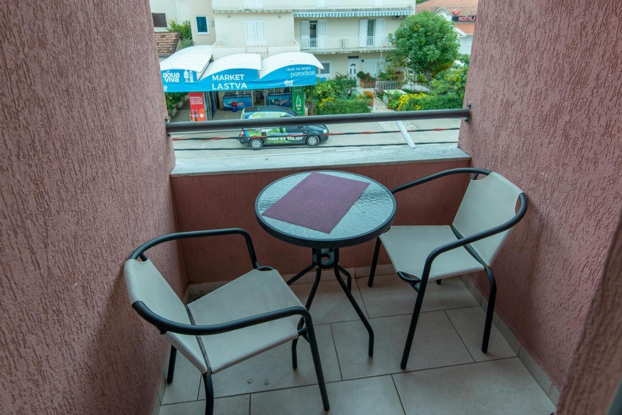 Sea Star Apartment Tivat Zewnętrze zdjęcie