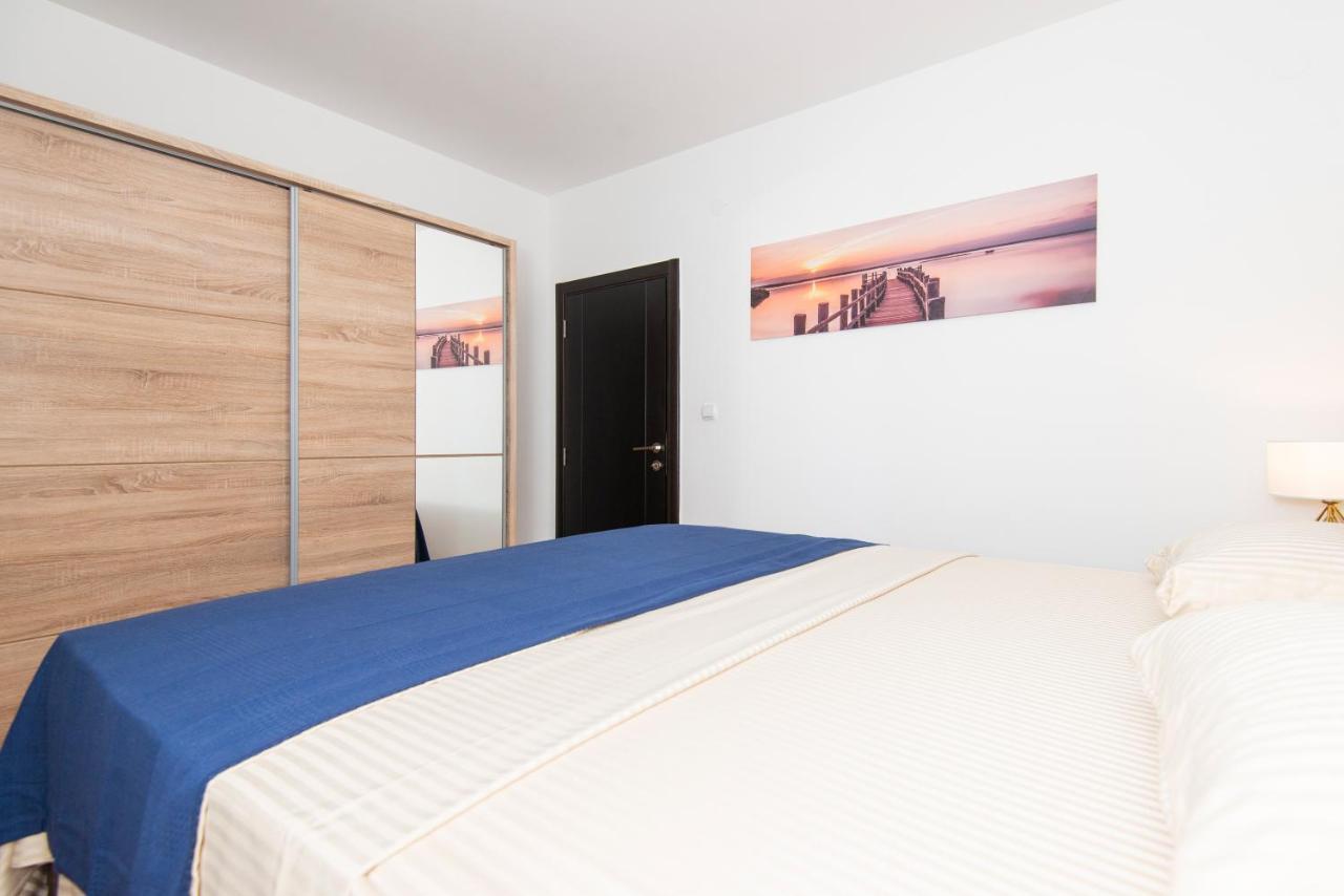 Sea Star Apartment Tivat Zewnętrze zdjęcie